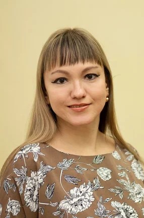 Музыкальный руководитель Удачина Елена Анатольевна.